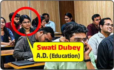Swati Dubey MPPSC topper studying at Champion Square coaching Indore