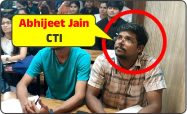 Abhijeet Jain Vanijya Kar Nirikshak MPPSC topper Champion Square coaching Indore